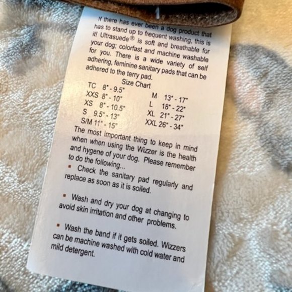 Susan Lanci Wizzer in Hide S/M - Picture 5 of 9